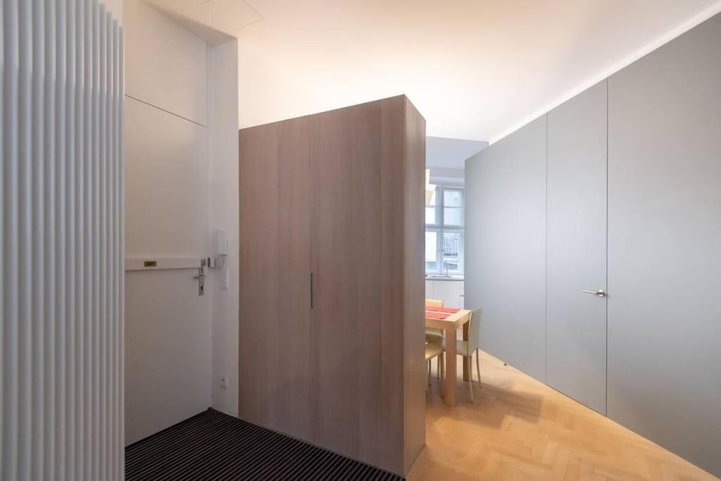 Luxury Apartment On Old Town Square Prague Exterior photo